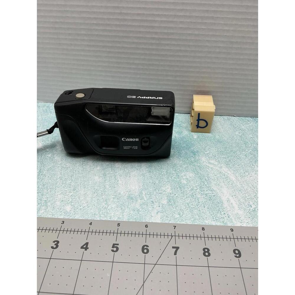 Vintage Canon Snappy 30 Camera- working flash‎ and forwards film